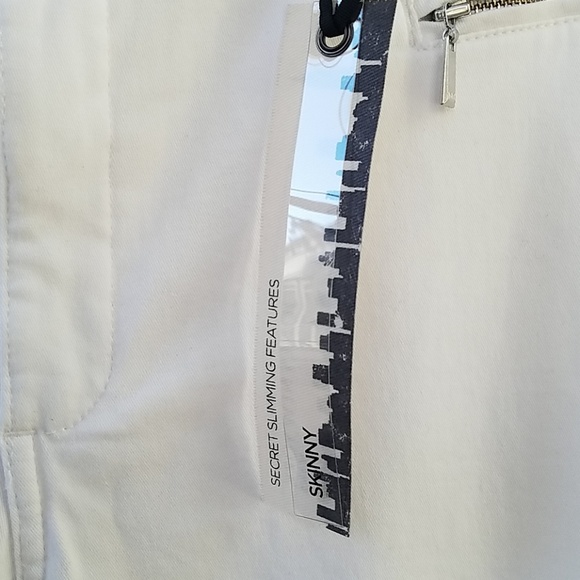 Jones New York Pants - Picture 2 of 6